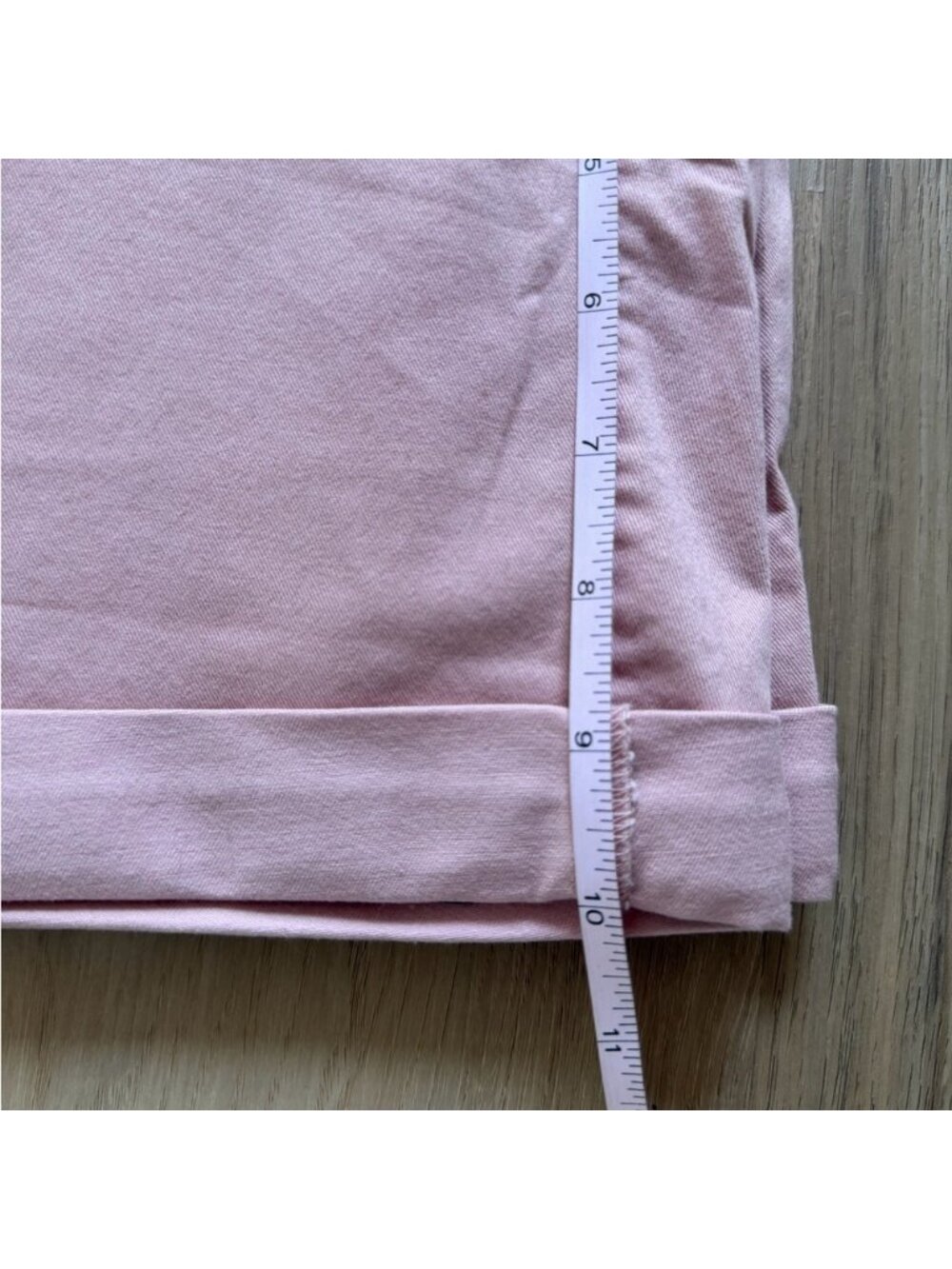 Pink Bermuda Shorts Size 2 10” Inseam Cuffed - Picture 9 of 9